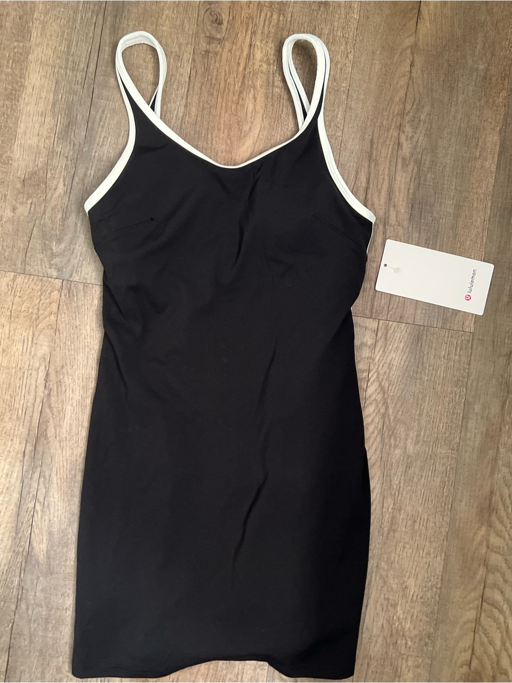Lululemon NWT Scoop Neck Cut-Out Tennis Dress Black White S